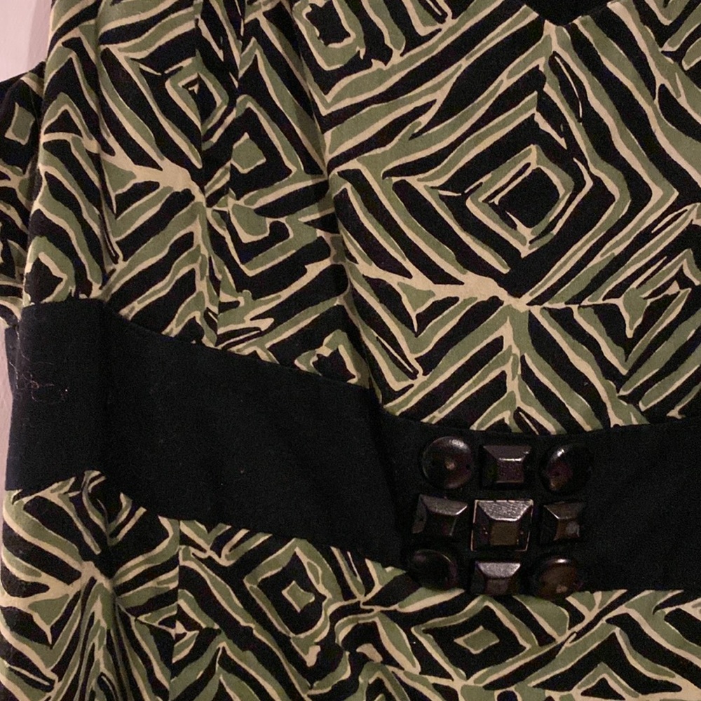 Dress - Picture 5 of 5